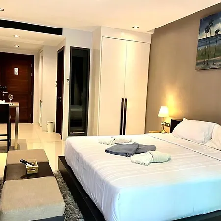 Patong Hill Cozy Studio With Nice Pool And Garden